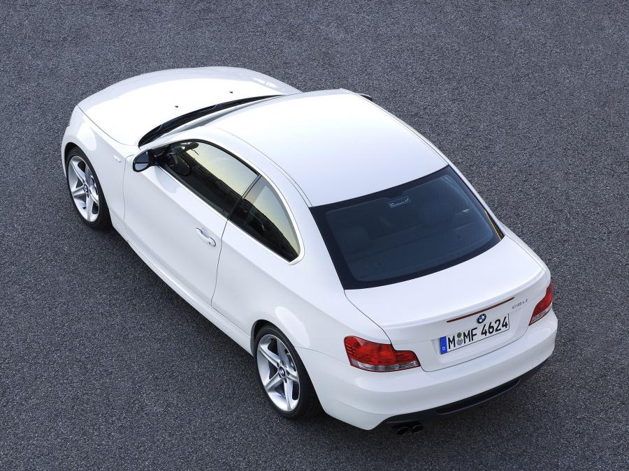  BMW 135i Coupe (E82) 2008 года  (фото 28 из 34)